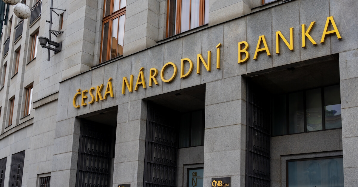 チェコ国立銀行、米コインベース株約26億円を購入　仮想通貨関連企業への初の間接投資