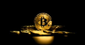 FRB利下げ決定も仮想通貨の市場反応は限定的、BNB前週比9.2%高で1000ドルの大台迫る